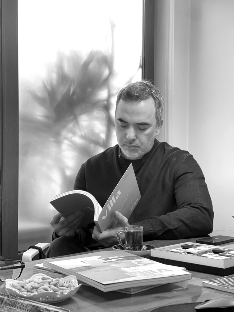 Amir Abbas Aboutalebi Interviews Hamed Khosravi