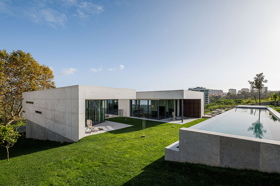 Concrete 11 Villa