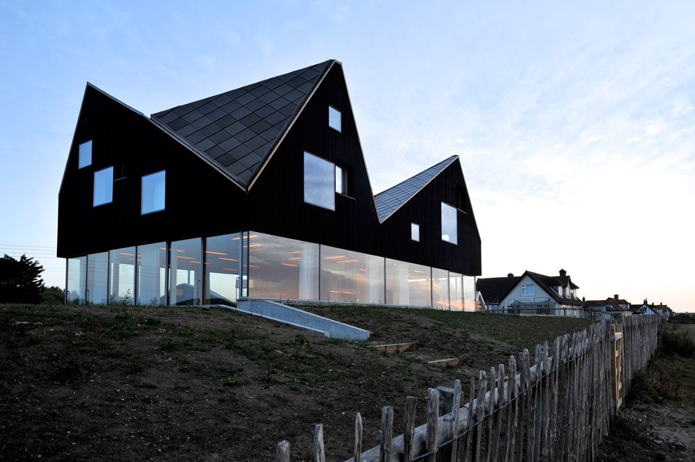 Dune House, Jarmund