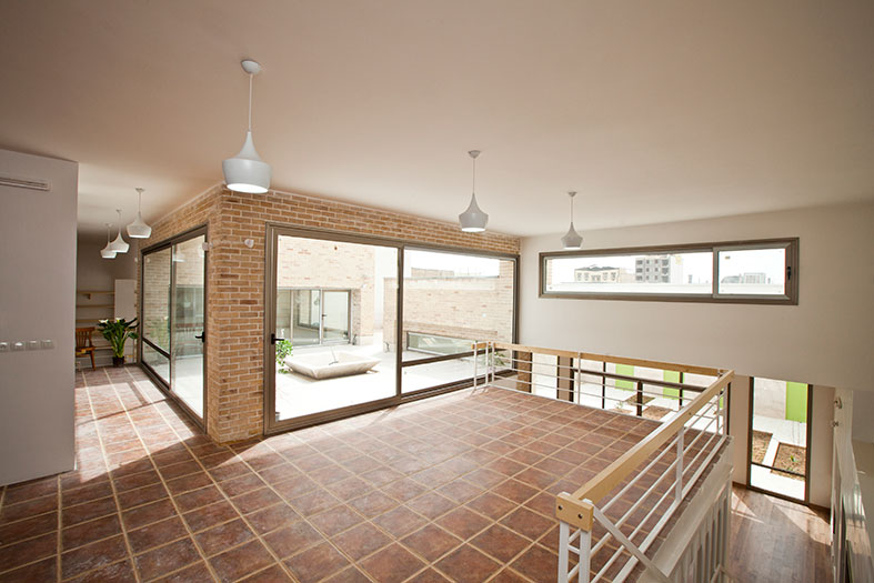 House No.7 