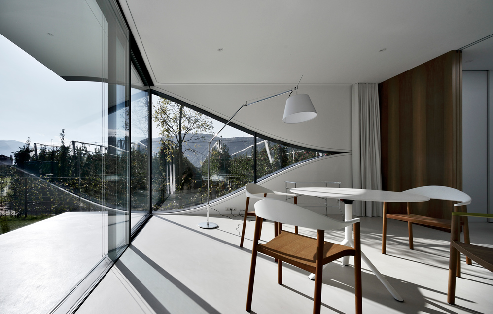 Mirror Villa 