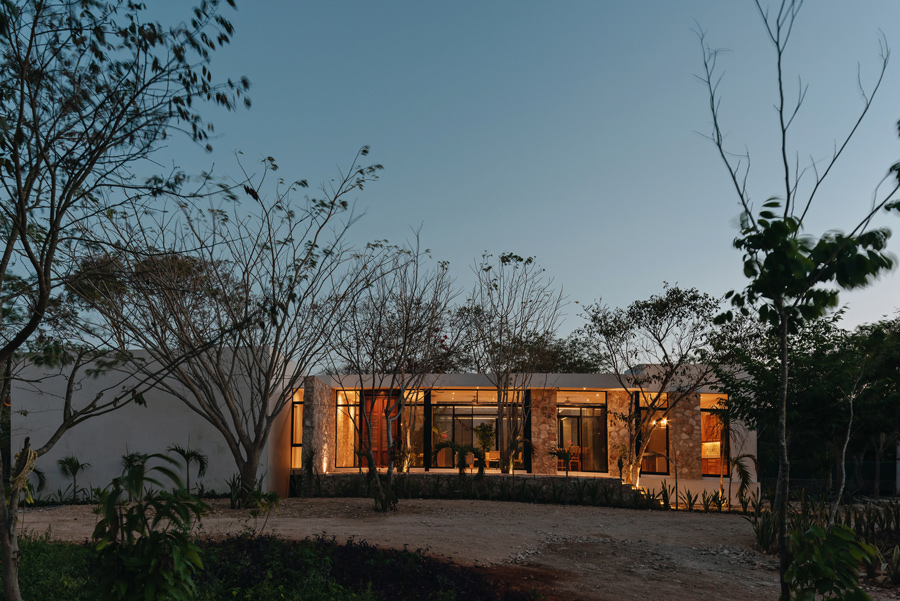 Reticular Villa