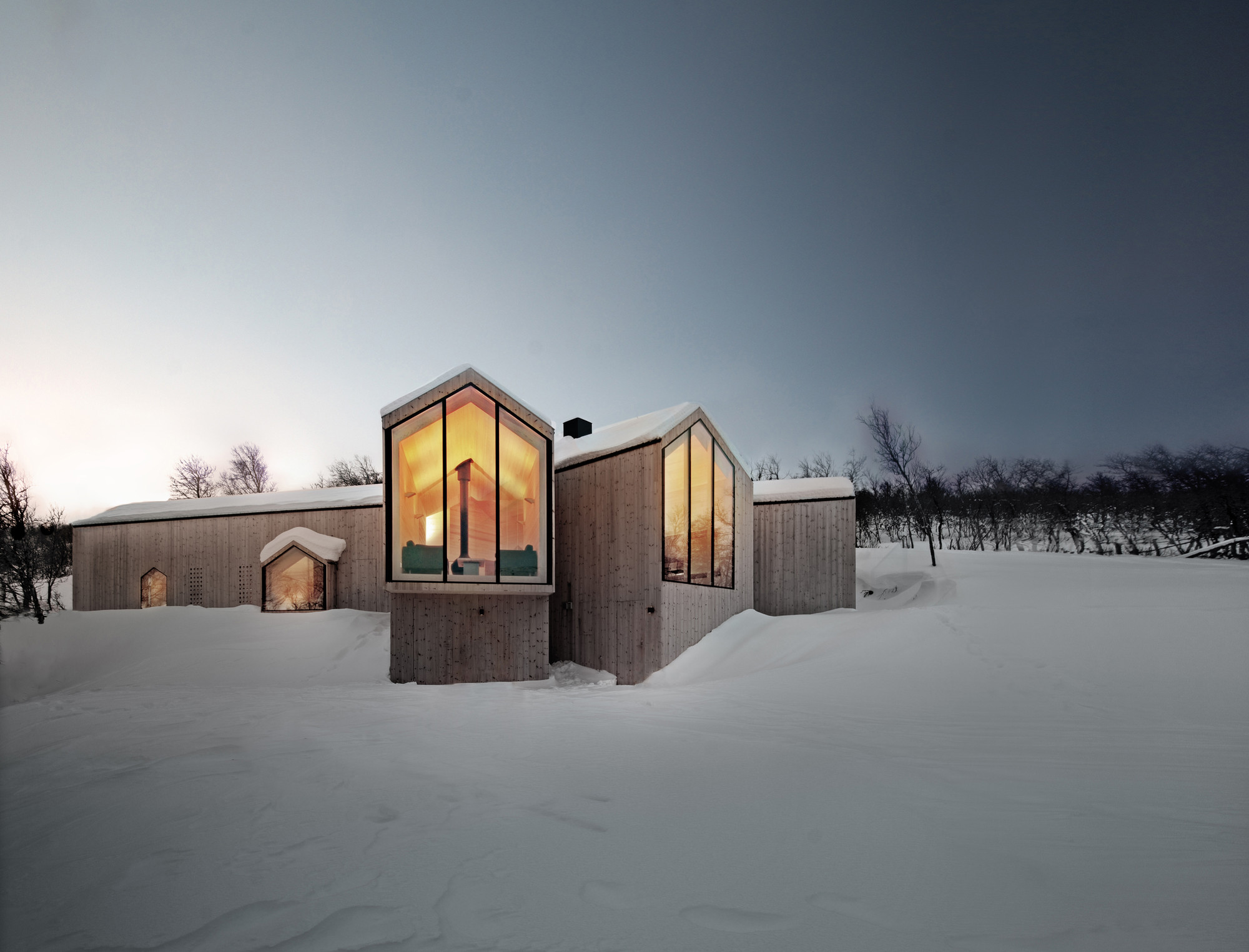 split view mountain lodge