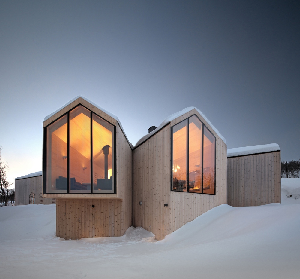 split view mountain lodge
