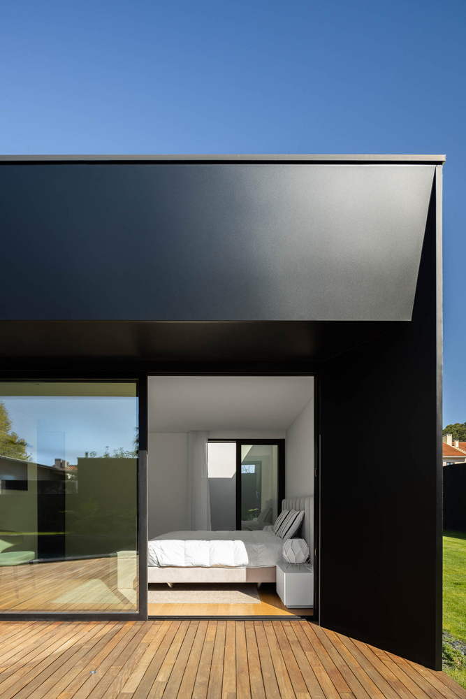 Tilt Villa 