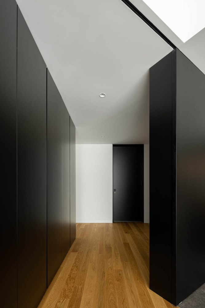 Tilt Villa 
