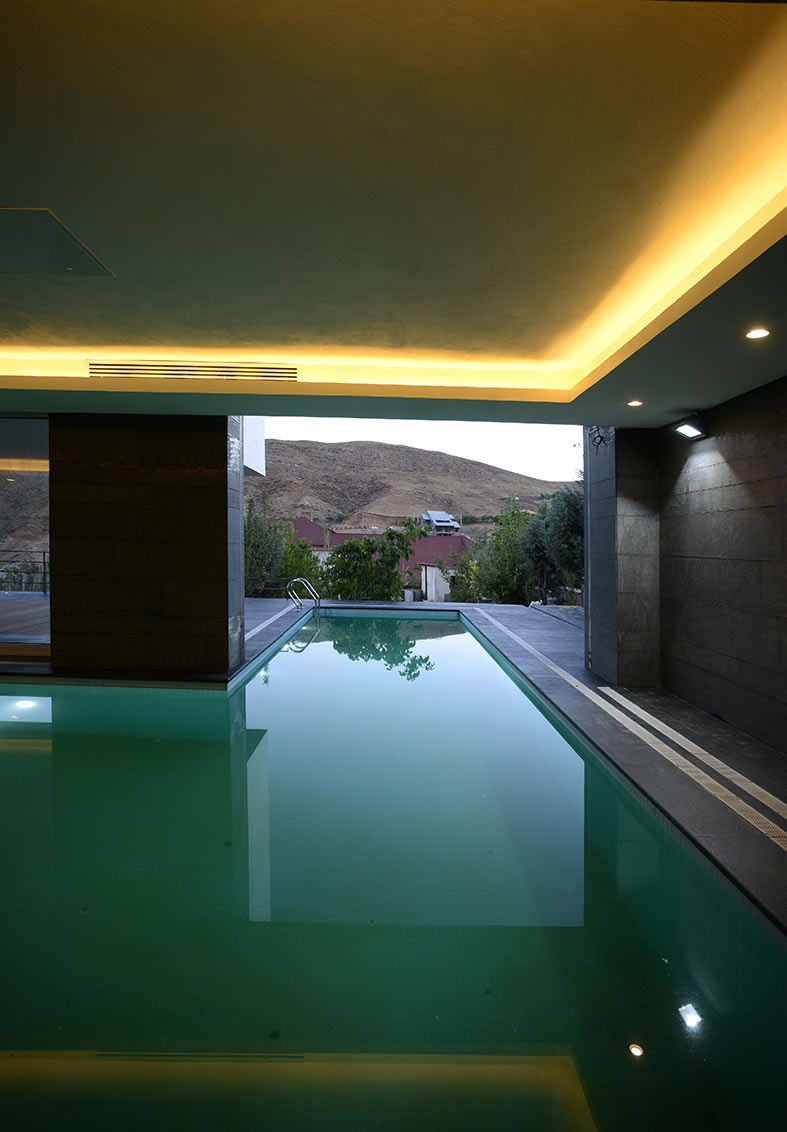 Up Villa