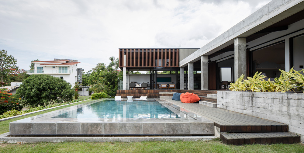 Villa L
