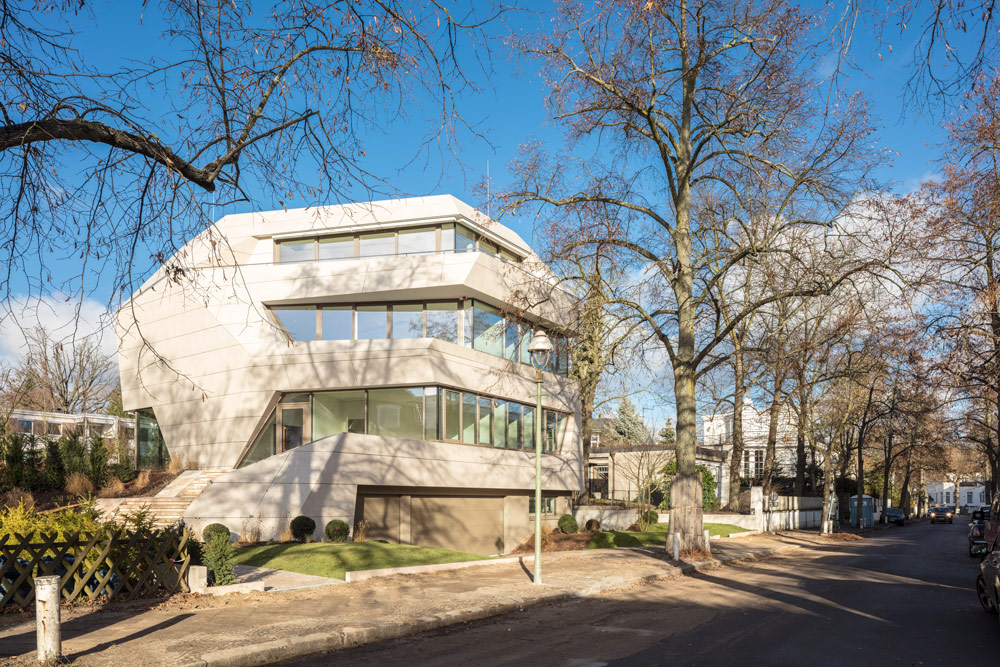 Villa M