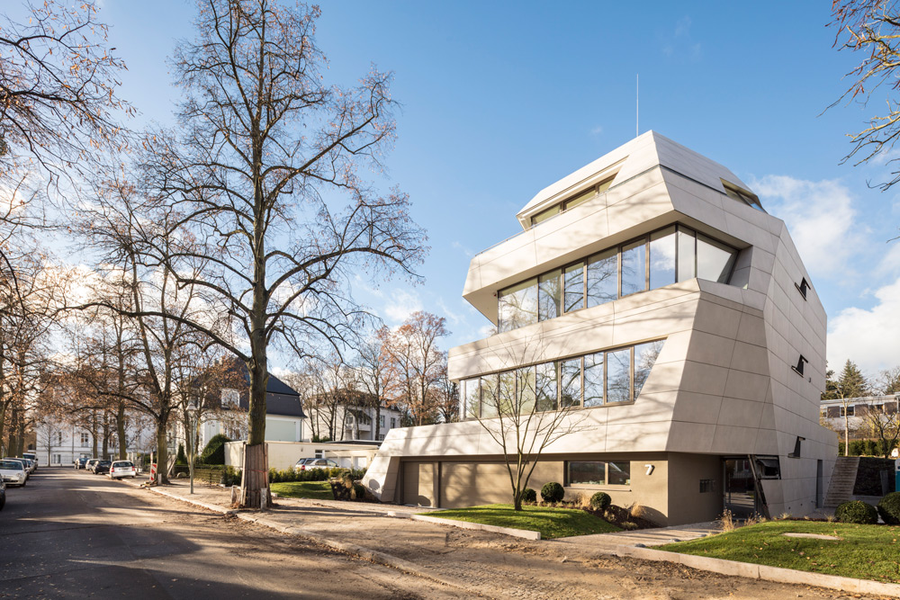 Villa M