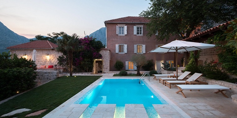 Villa Monja